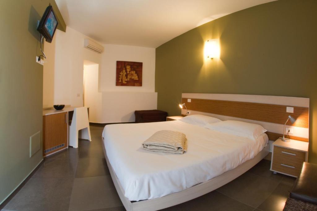Ragusa Inn Room photo